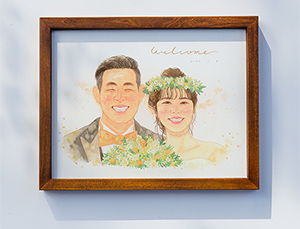 絵が今日さっき届きましたー(*^-^*)
楽しみにしていたので届いた瞬間
開けさせていただきました！
開けた瞬間、感動しました！
こんなに素敵な絵をありがとうございます！
ウェルカムボードでももちろん家にも
大事に飾らせていただきます☆彡
結婚式がより楽しみになりました！
ありがとうございました！
また子供が産まれたら絵をお願いしたいです！
その時はよろしくお願いします！