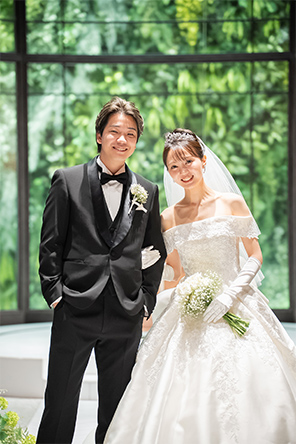 「結婚する2人にそっくりで、優しく温かみがある絵に感動しました！」 haru